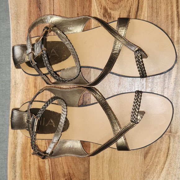 Mia Gladiator style Sandals Size 8 - Picture 2 of 4